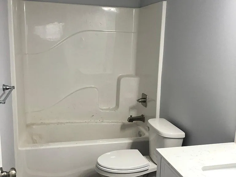 540 Lilly Ave #2 — Photo 4