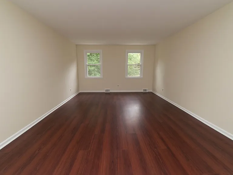 440 Cricket Ln — Photo 17