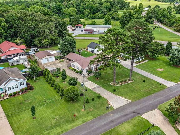 5th image of 4977 Big Oak Dr E