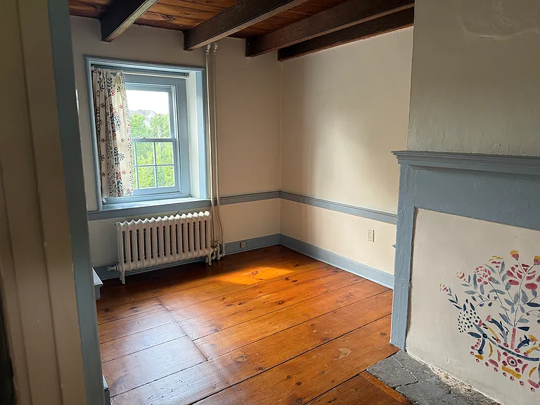 2nd fl 2nd bed rm -1