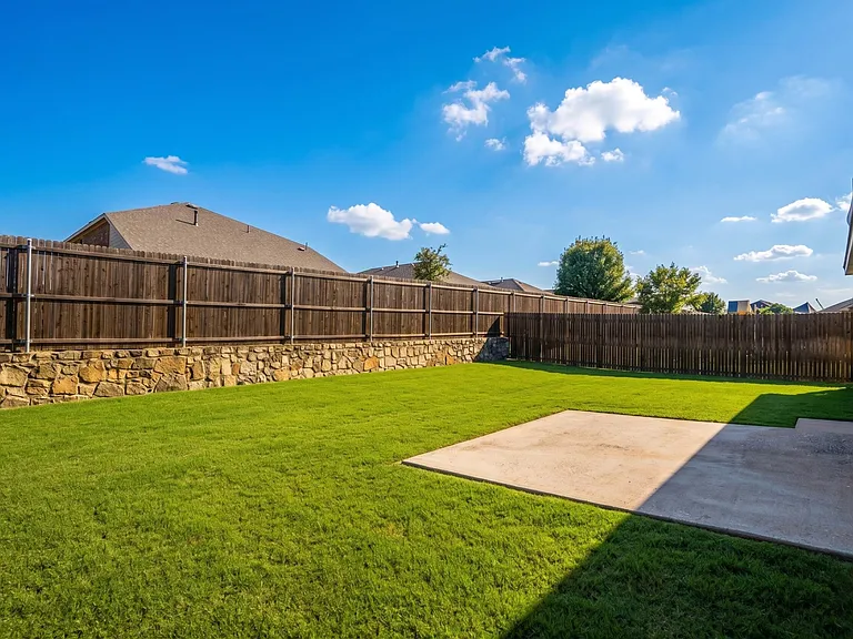 767 Myrtle Ln — Photo 24