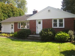 107 W Granger Rd, Syracuse, NY 13219
