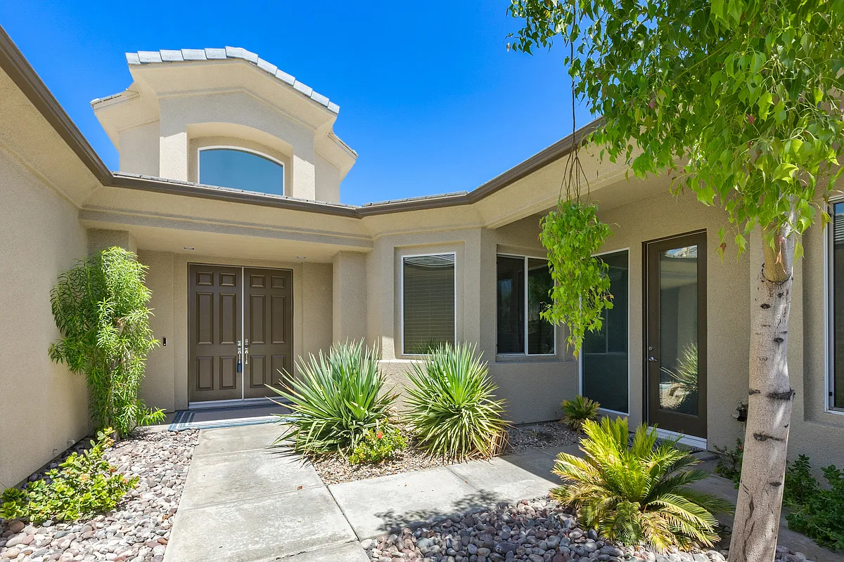 48 Provence Way — Photo 1