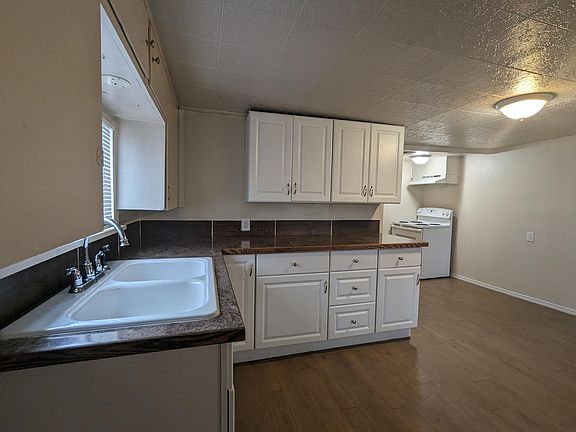 5th image of 2424 E Decatur Ave