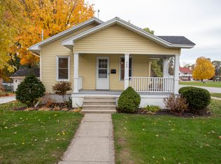 343 Lewis St, Rockford, MI