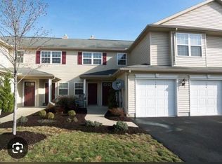 108 Sparrow Rd, Hummelstown, PA 17036