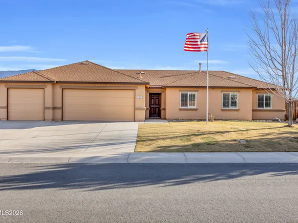 135 Deschutes Dr, Dayton, NV 89403