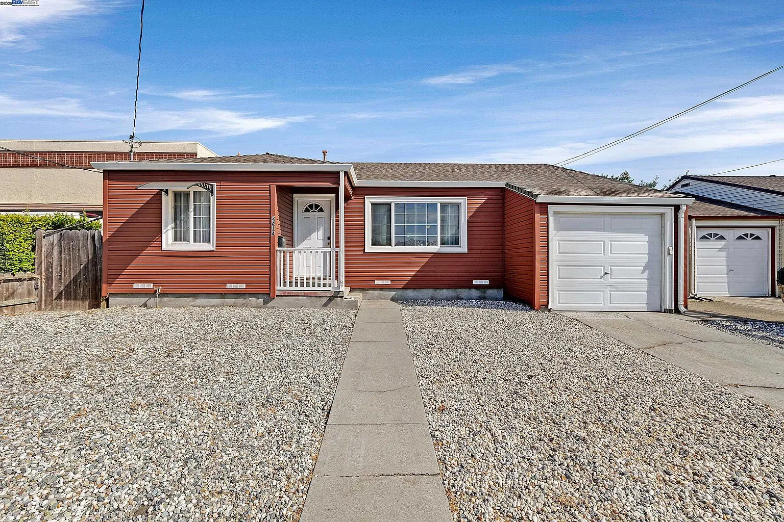 3414 Pine St photo 1