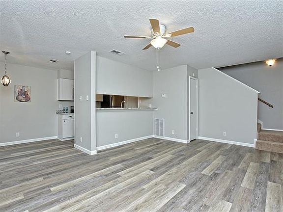 5th image of 2102 Kirksey Dr
