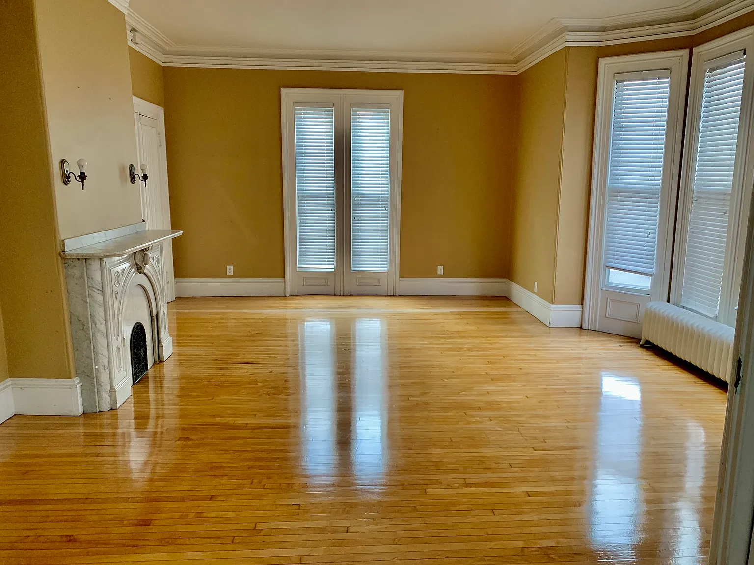 2 bed, 1.5 bath, 1350 sqft, $3,200 — Photo 1