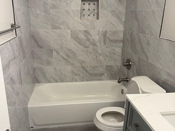 5th image of 3307 Farriss Dr NW