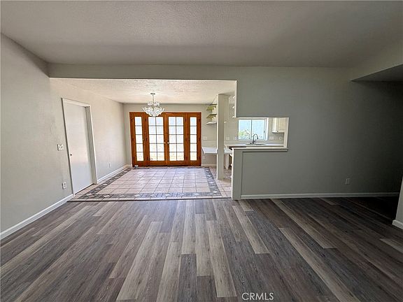3rd image of 4786 Macadamia Ct