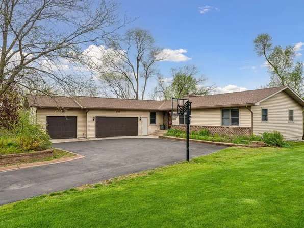 710 Cannon Ct, Cannon Falls, MN 55009