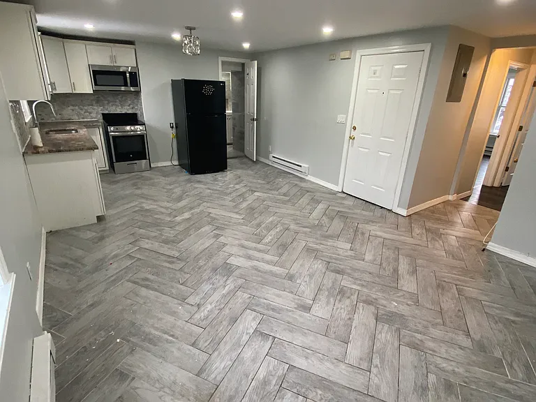 155 W Main St #2 — Photo 4