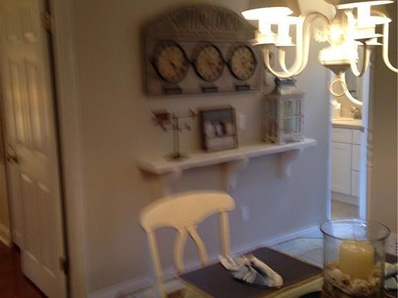 Hall area entering dining / living area