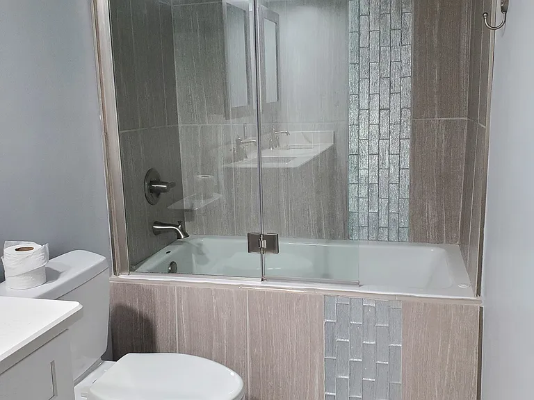110 Clark St #3 — Photo 10