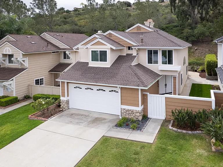 6711 Xana Way — Photo 72