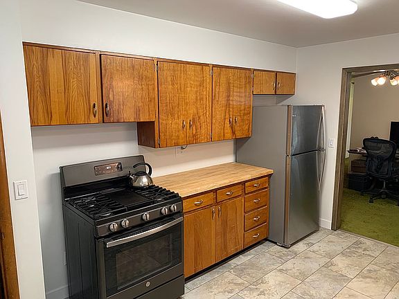 4th image of 2814 Dawes Rd