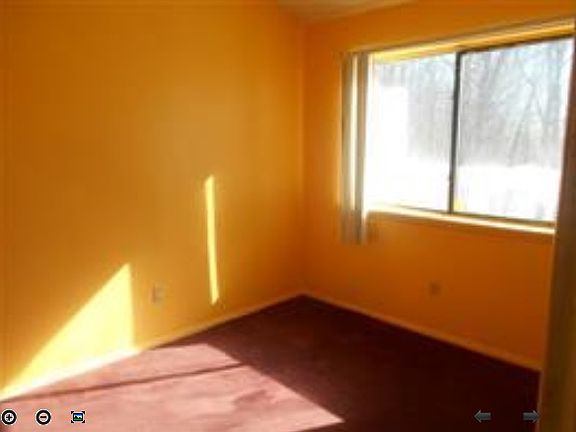 5th image of 399 Oak St APT 24C
