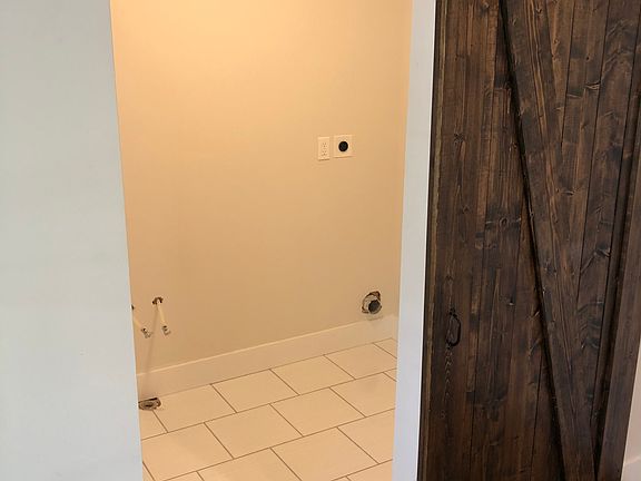 5th image of 6184 Meldon Dr