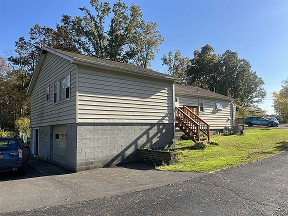 3rd image of 87 Old Stage Rd
