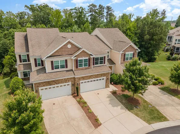 830 Silverton Ct, Cary, NC 27519