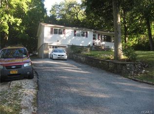 27 Revolutionary Rd, Cortlandt Manor, NY 10567