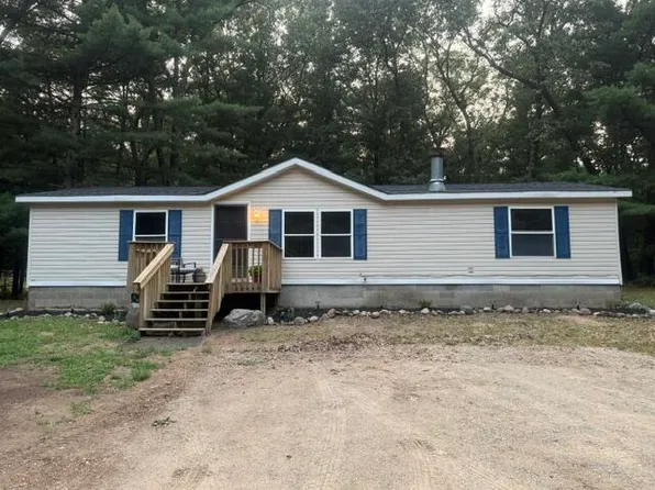 2197 E Cedar St, Newaygo, MI 49337
