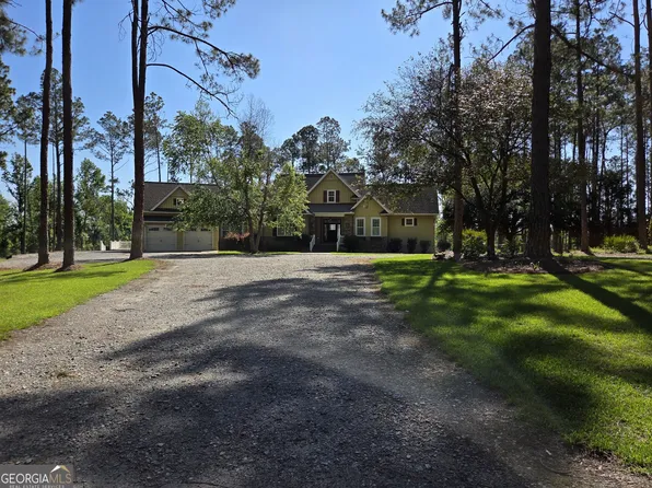 300 Hammond Powell Rd, Hazlehurst, GA 31539