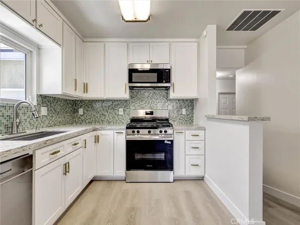 1204 E Smith Pl, Long Beach, CA 90806