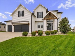 16639 S Legler St, Olathe, KS 66062