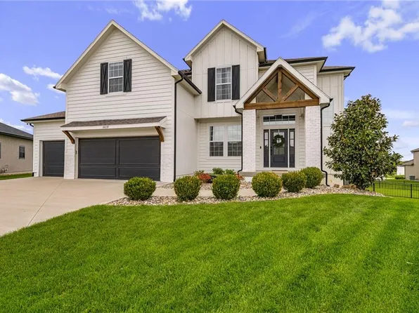 16639 S Legler St, Olathe, KS 66062