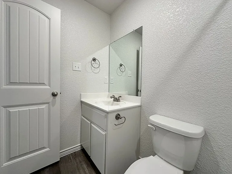 234B Dolphin Dr — Photo 24