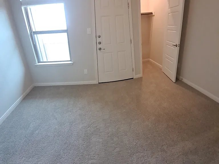 7134 Magnolia Crk #201 — Photo 12