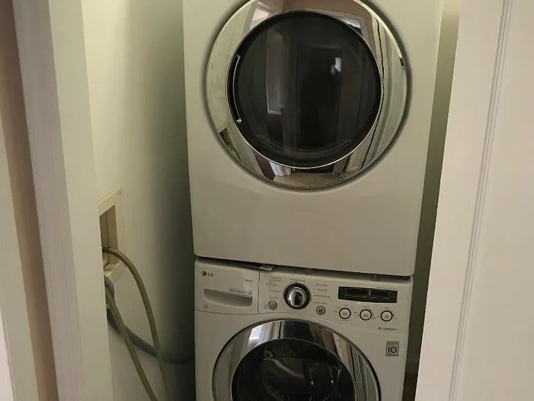 410 Lafayette Ave #2 — Photo 7
