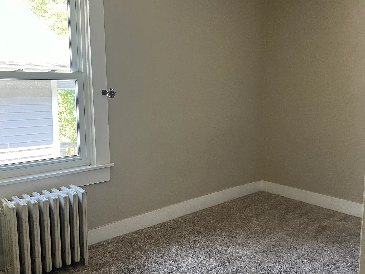 641 Main St — Photo 2
