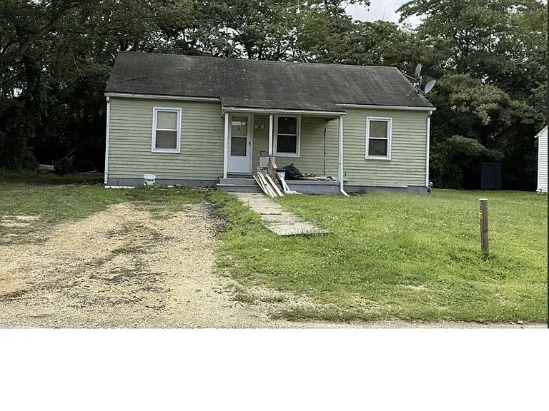 34 Oakland St — Photo 1