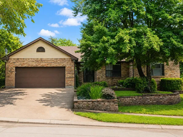 5108 Buckeye Dr, Columbia, MO 65203