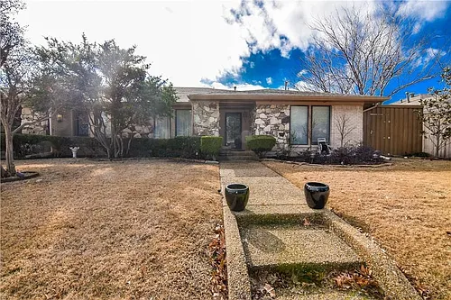 7408 Woodthrush Dr Photo 1