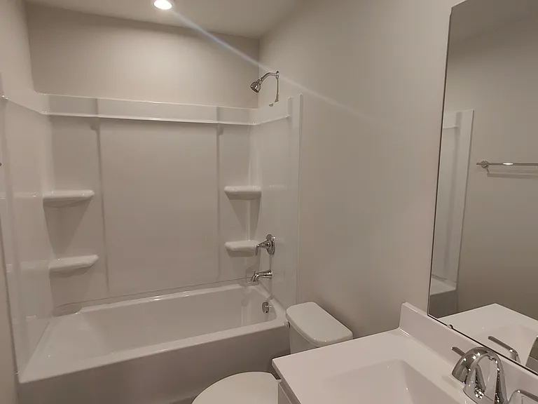 572 Wheatland Country Rd — Photo 1
