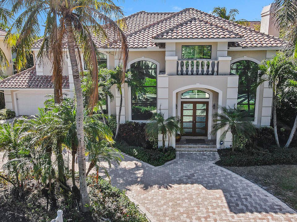 1st image of 968 Banyan Drive