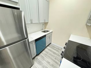 39 Graham Ave #3A, Brooklyn, NY 11206