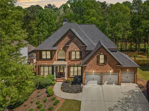 414 Lake Point Trce, Canton, GA 30114