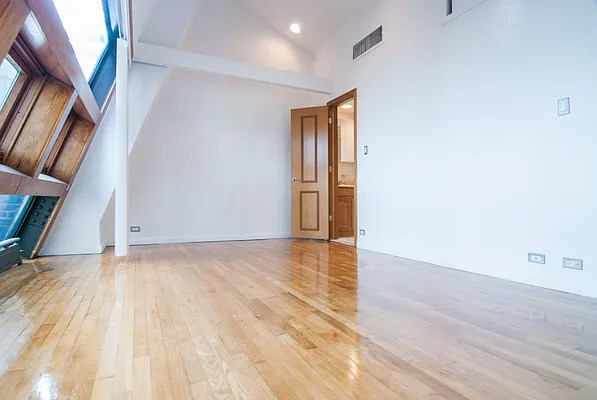 Rented by WAM Partners - William Moses Co. | media 61