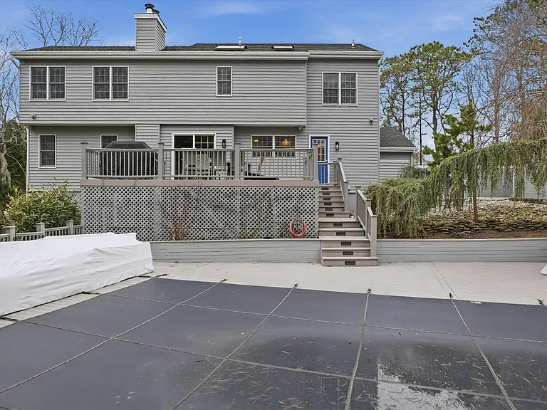 20 Stuart Ct — Photo 6