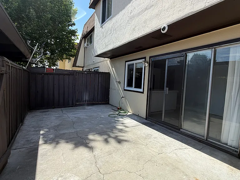 156 Chynoweth Ave — Photo 20