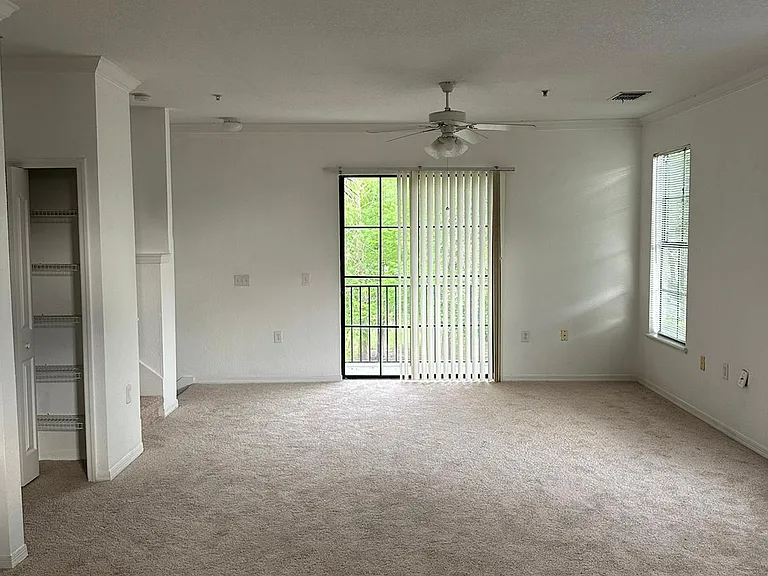 6107 Metrowest Blvd #107 — Photo 4