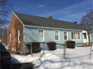 10 Akron Pl, Springfield, MA 01104