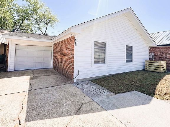 2nd image of 238 Indian Oaks Dr