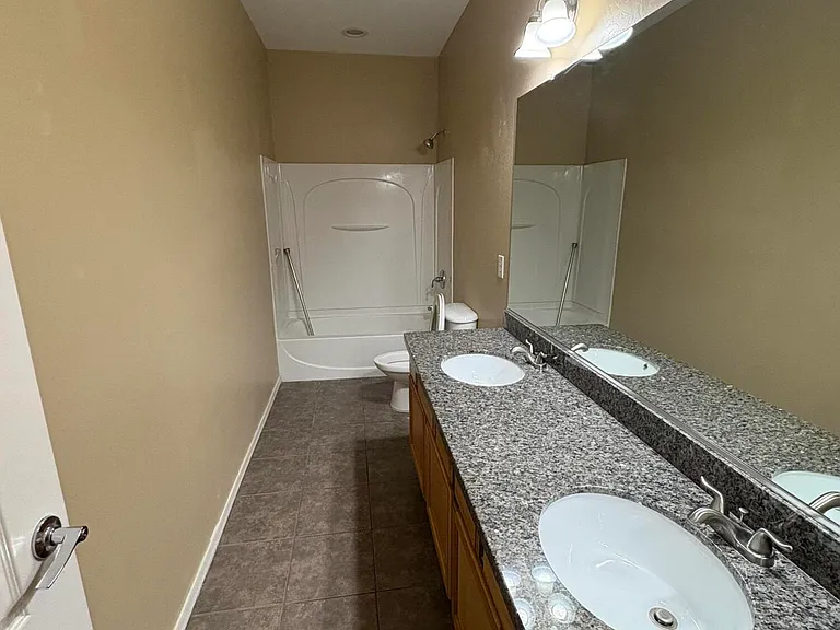 2703 E Zion Way — Photo 14
